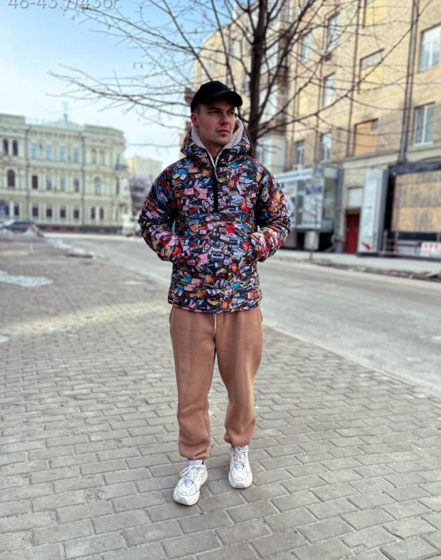 Анорак чоловічий багатоколірний з яскравим принтом та капюшоном