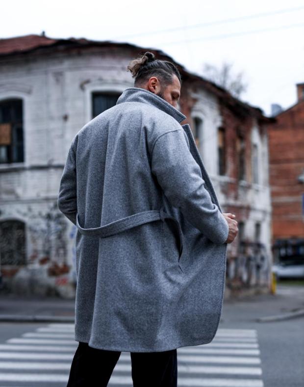 Пальто чоловіче світло-сіре класичне з кашеміру - Фото 8