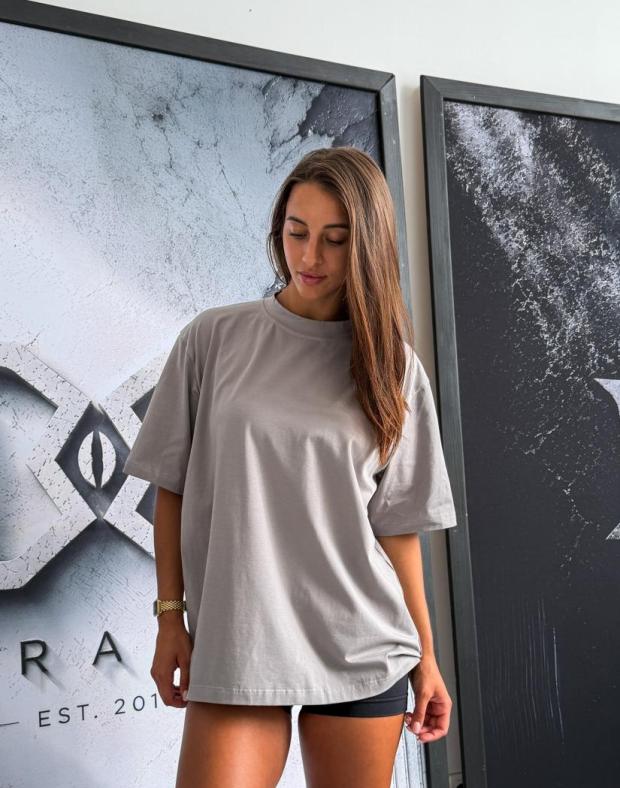 Футболка жіноча сіра оверсайз з принтом Believe DTF, бавовна з поліестером
