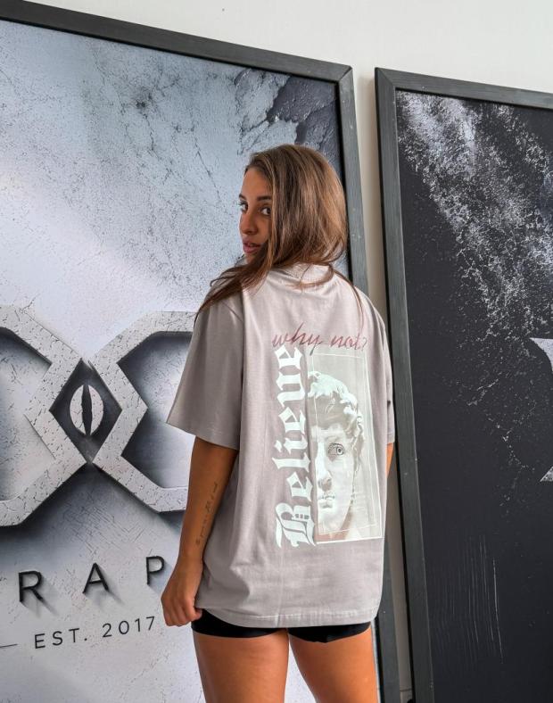 Футболка жіноча сіра оверсайз з принтом Believe DTF, бавовна з поліестером - Фото 3
