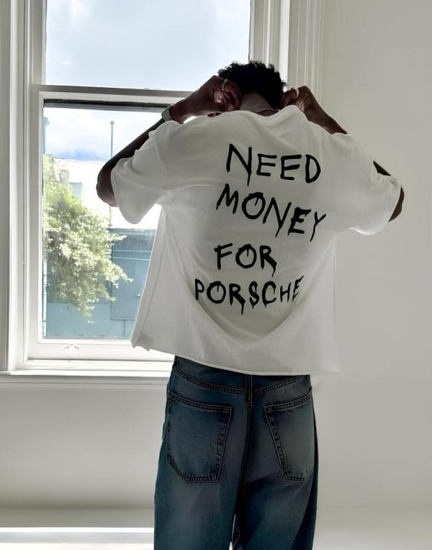 Футболка чоловіча біла оверсайз з принтом Need Money For Porsche, бавовна поліестер - Фото 5