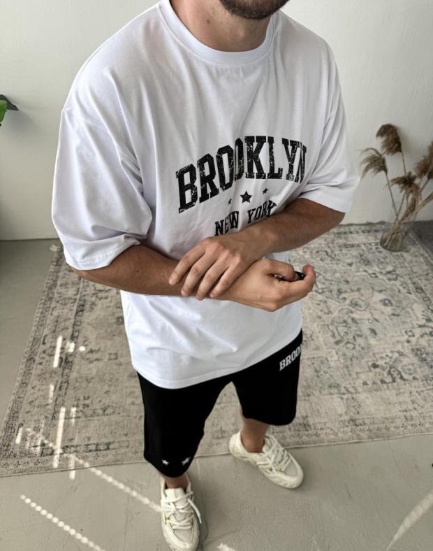 Чорно-білий чоловічий комплект: футболка та шорти з принтом BROOKLYN, оверсайз - Фото 4